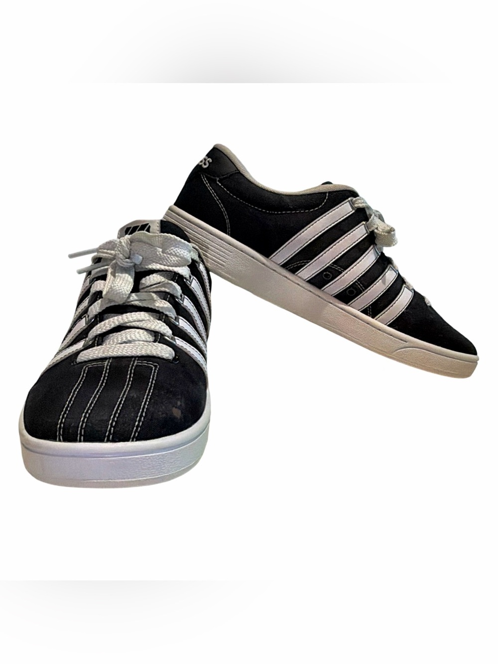 K-Swiss Men's Classic Black & White Sneakers | Swiss Luxury / Size 9